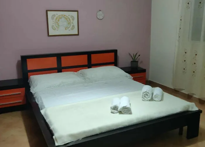 Cozy And Homely Appartement